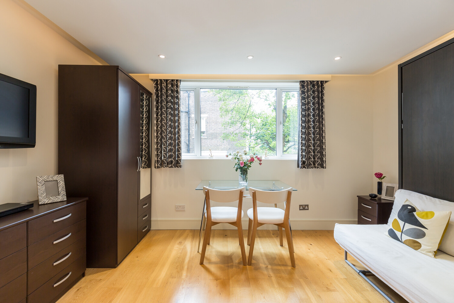 Locations Hyde Park Apartments Studios The Armitage